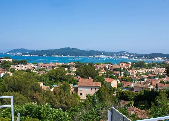 Appart terrasse/ Vue mer/ Piscine/ Parking gratuit