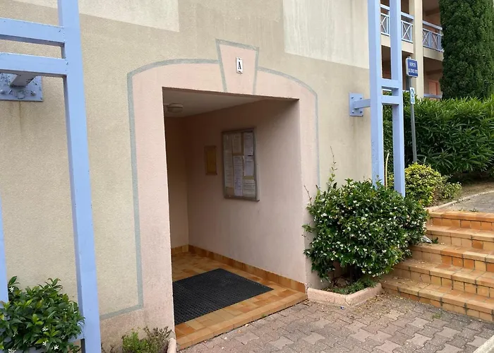 Appart terrasse/ Vue mer/ Piscine/ Parking gratuit